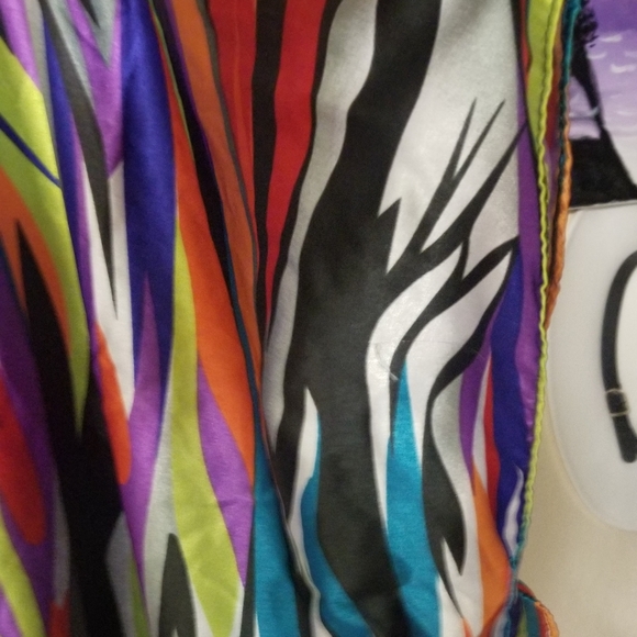 SOLD! Satin long kaftan - Picture 9 of 10